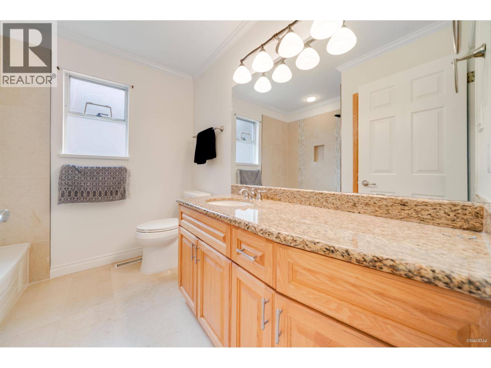 2777 Cultus Court, Coquitlam, British Columbia  V3C 5A8 - Photo 14 - R3052495
