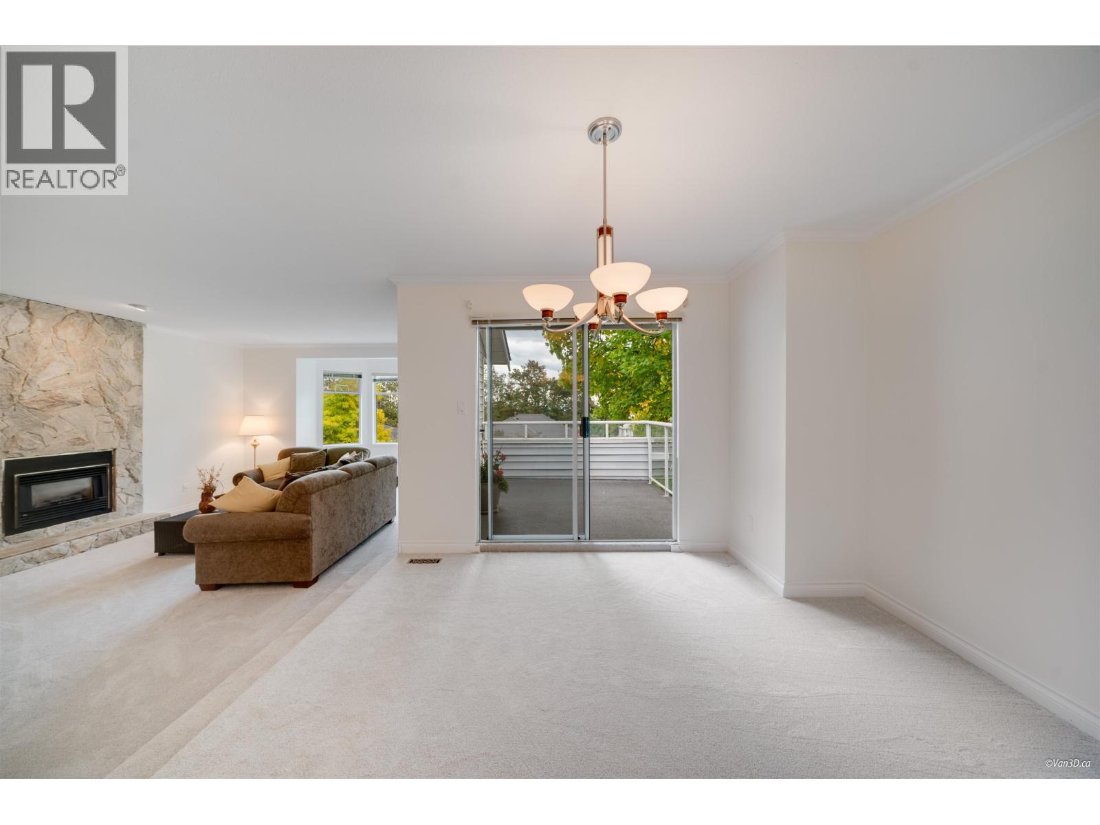 2777 Cultus Court, Coquitlam, British Columbia  V3C 5A8 - Photo 4 - R3052495