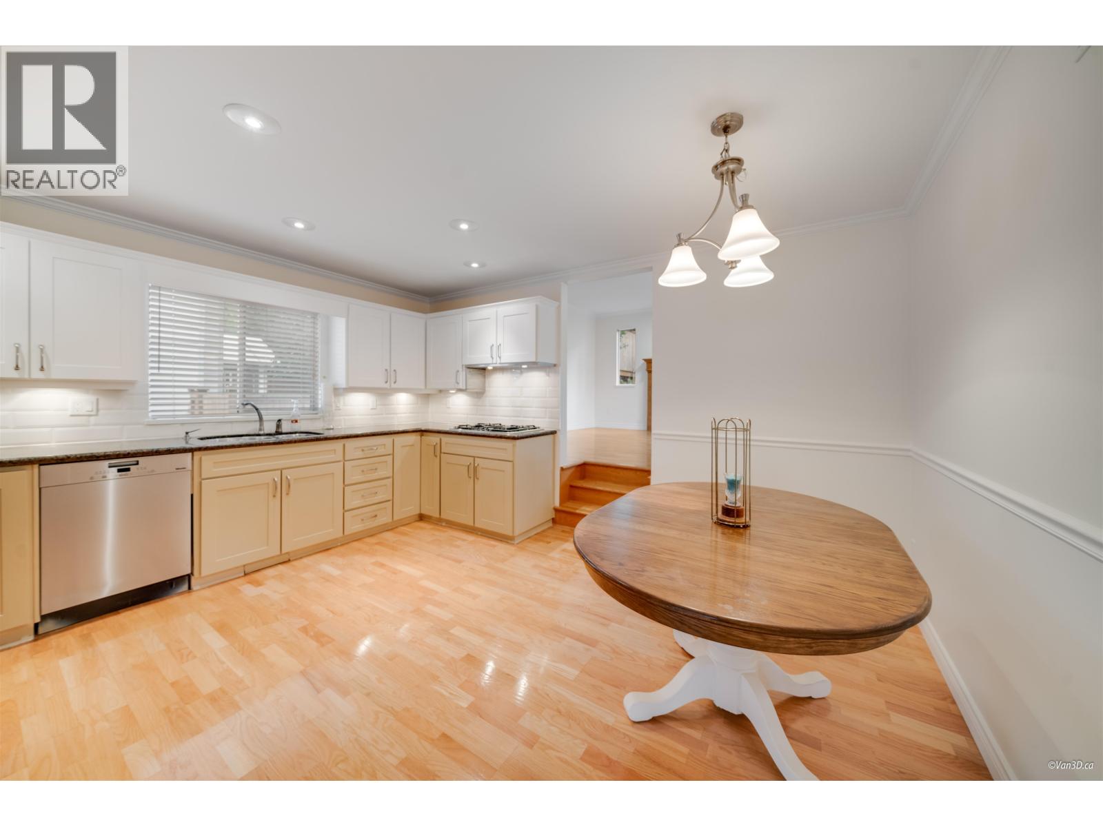 2777 Cultus Court, Coquitlam, British Columbia  V3C 5A8 - Photo 6 - R3052495