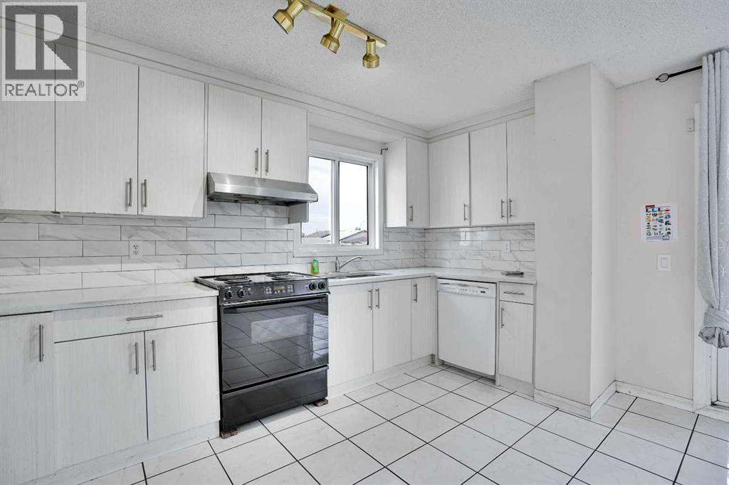 48 Whitworth Way Ne, Calgary, Alberta  T1Y 6A8 - Photo 7 - A2261123