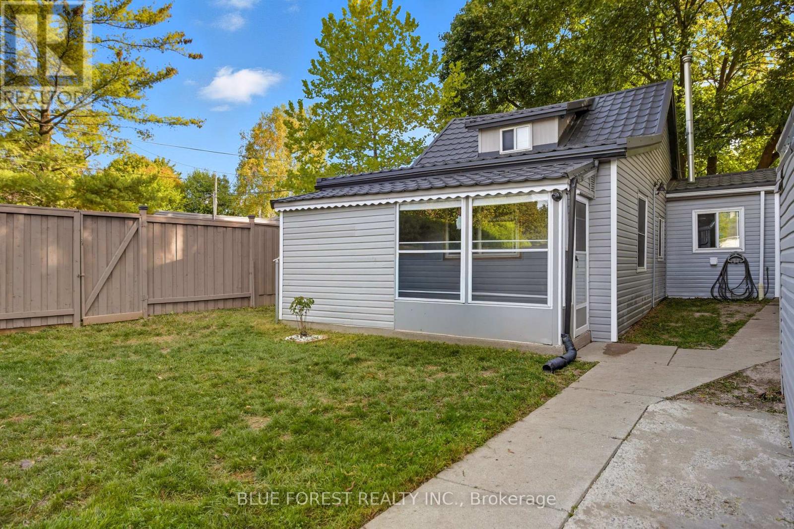 88 Boullee Street, London East, Ontario  N5Y 1T6 - Photo 1 - X12441633