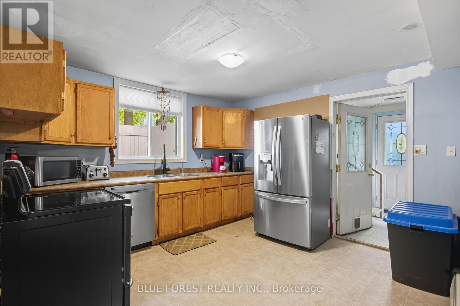 88 Boullee Street, London East, Ontario  N5Y 1T6 - Photo 4 - X12441633