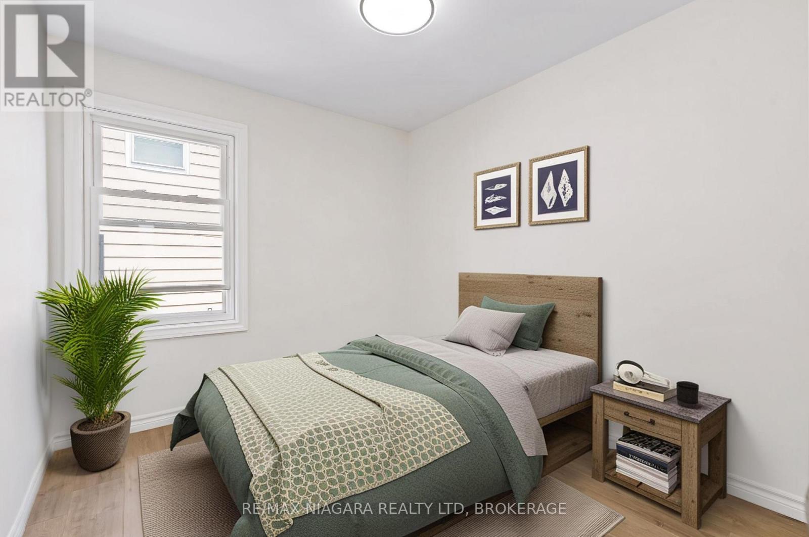 53 Collier Road S, Thorold, Ontario  L2V 3S9 - Photo 9 - X12408423