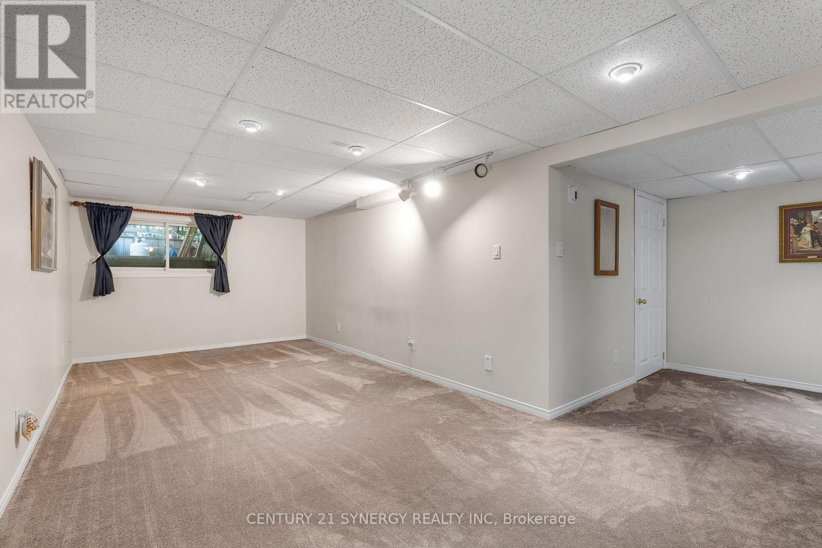 16 - 32 Innesbrook Court, Ottawa, Ontario  K2S 1C7 - Photo 29 - X12441656