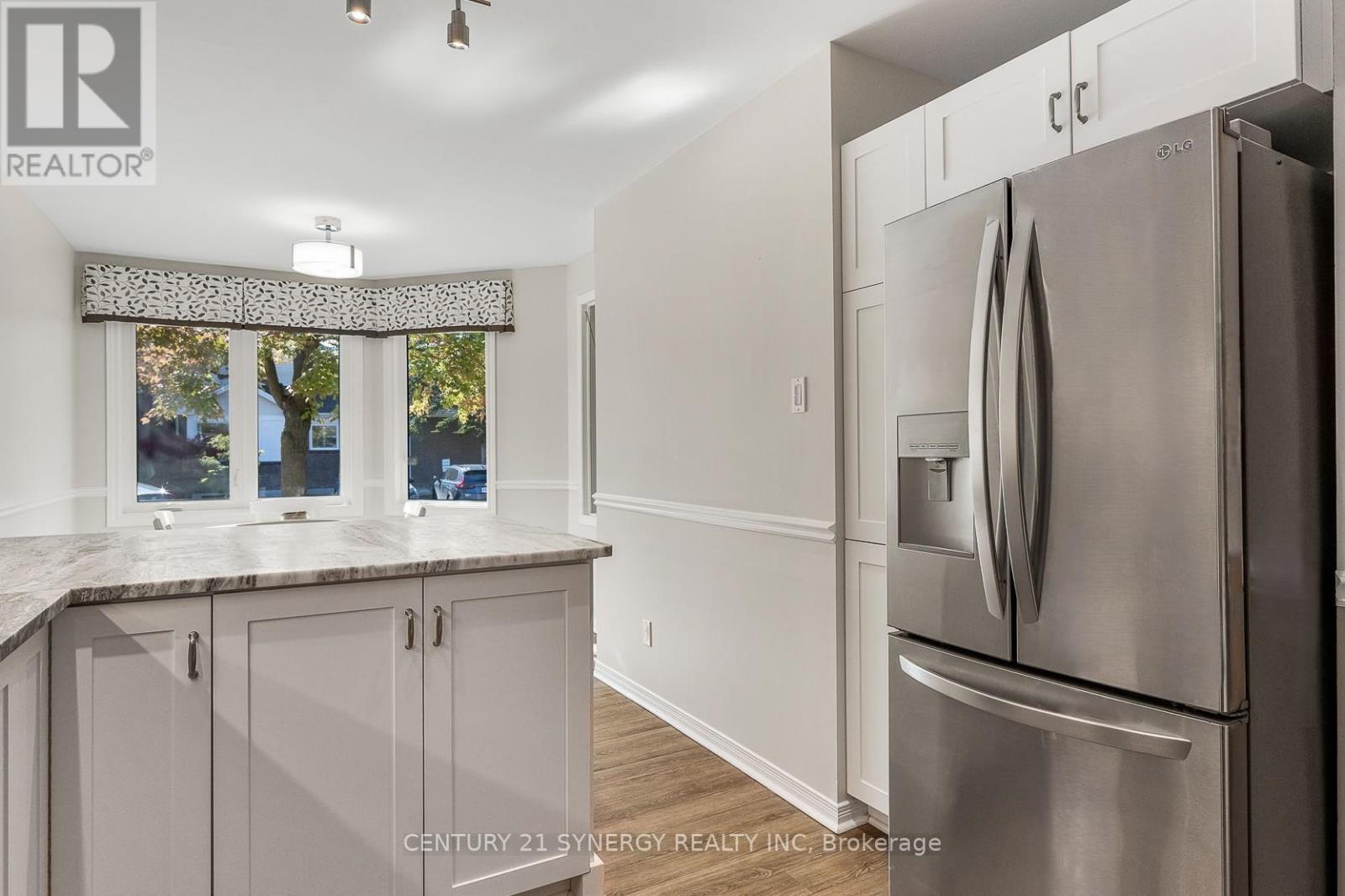 16 - 32 Innesbrook Court, Ottawa, Ontario  K2S 1C7 - Photo 6 - X12441656