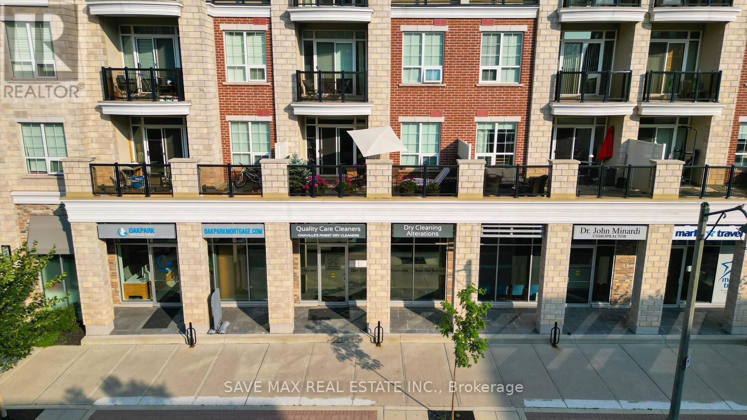113 - 216 Oak Park Boulevard, Oakville, Ontario  L6H 7S8 - Photo 1 - W12441542