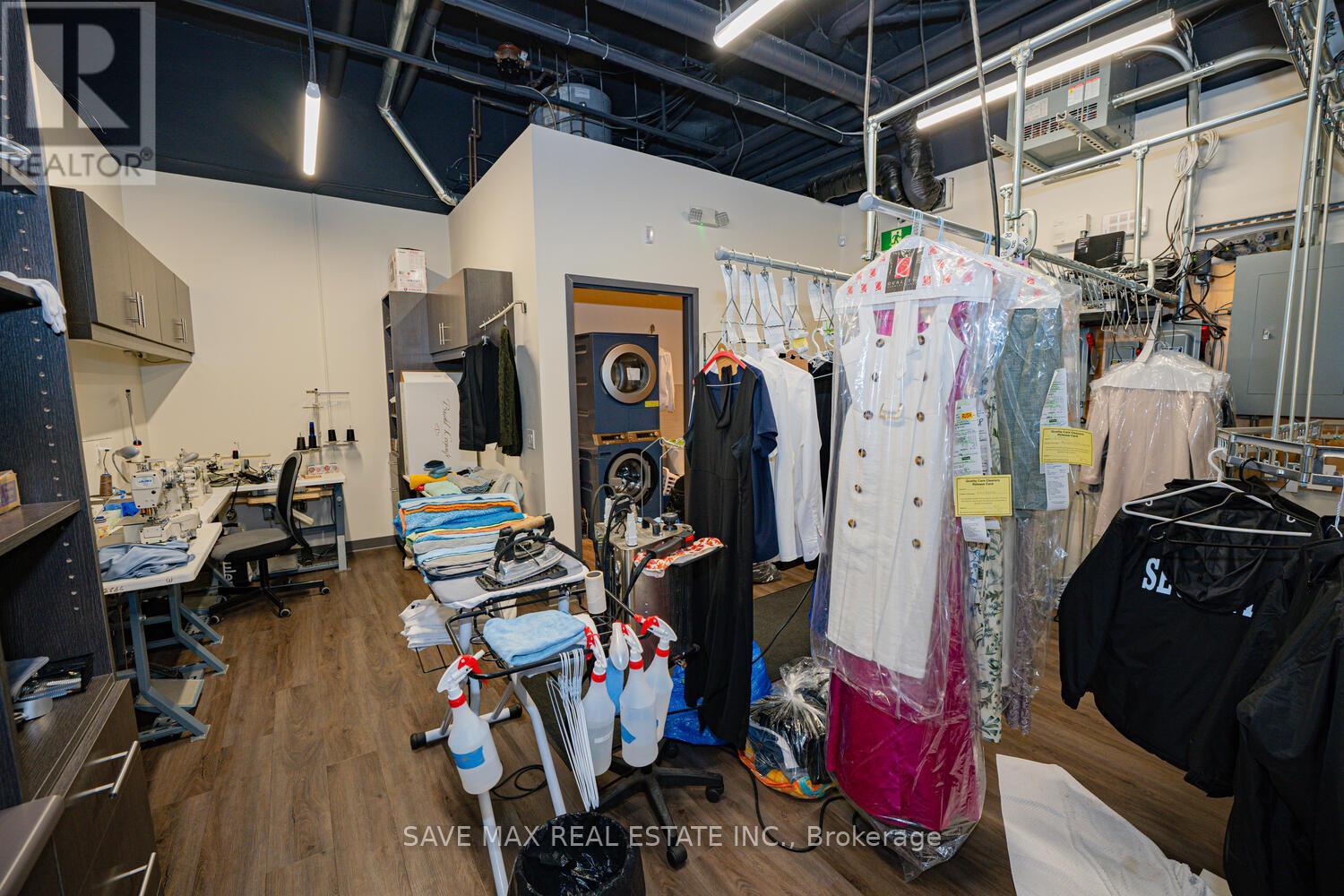 113 - 216 Oak Park Boulevard, Oakville, Ontario  L6H 7S8 - Photo 17 - W12441542