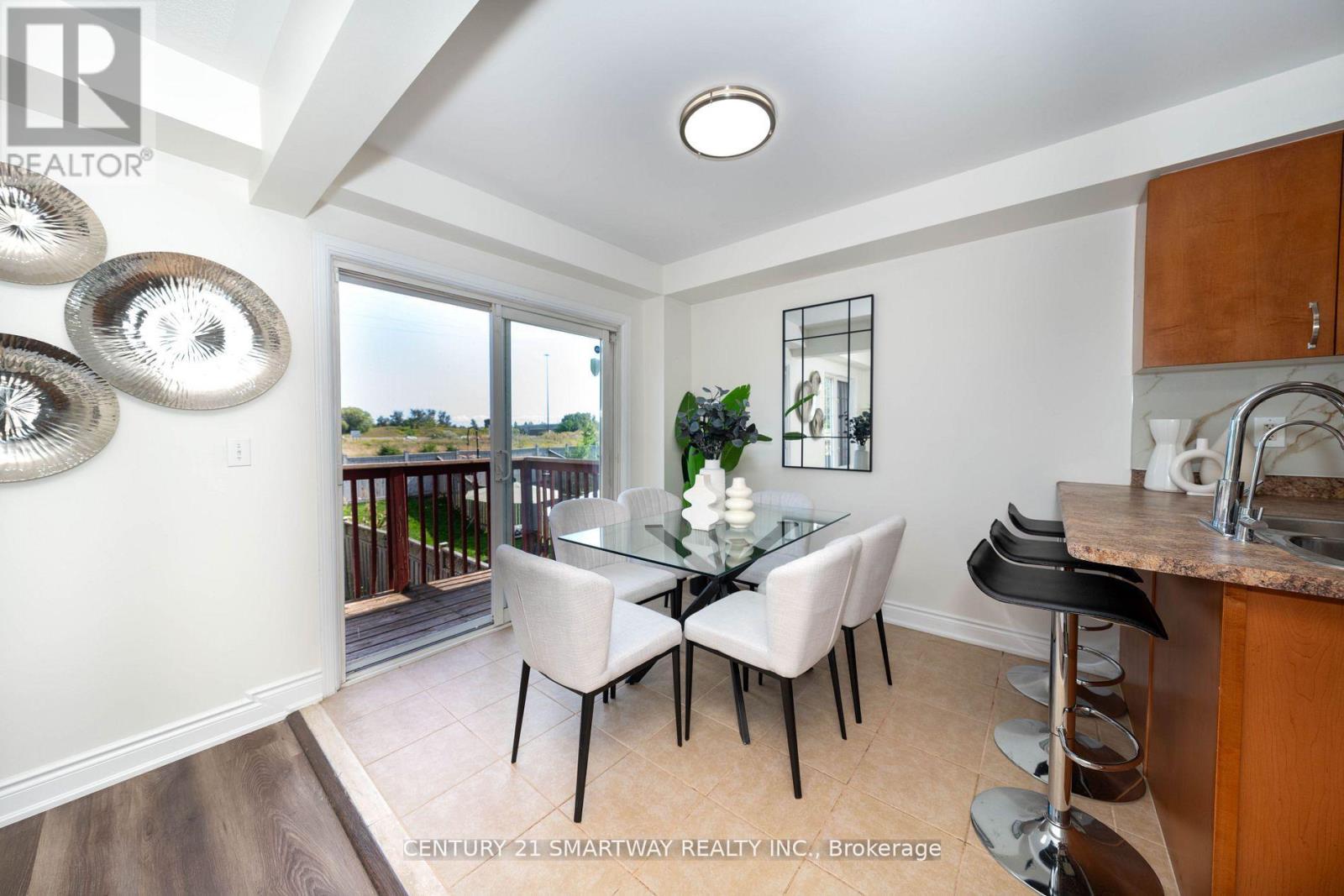 3424 Angel Pass Drive, Mississauga (Churchill Meadows), Ontario  L5M 7N4 - Photo 10 - W12441552