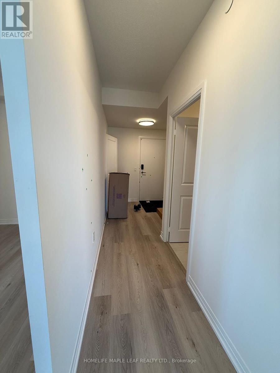 901 - 15 Watergarden Drive, Mississauga, Ontario  L5R 1B2 - Photo 10 - W12441553