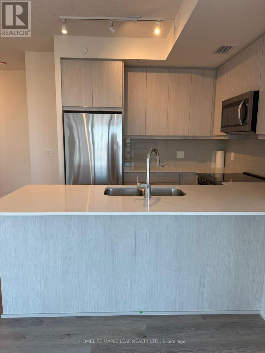 901 - 15 Watergarden Drive, Mississauga, Ontario  L5R 1B2 - Photo 4 - W12441553