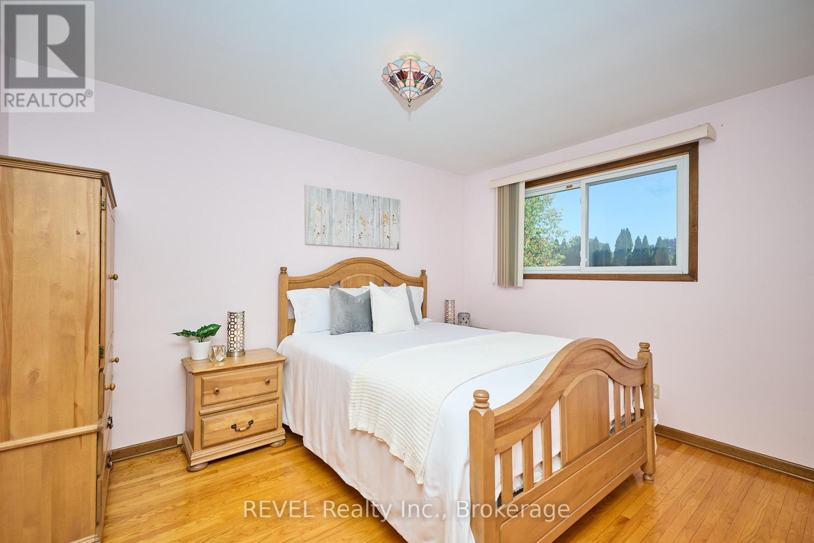 6 Charleen Circle, St. Catharines (Carlton/bunting), Ontario  L2M 7G6 - Photo 14 - X12441643