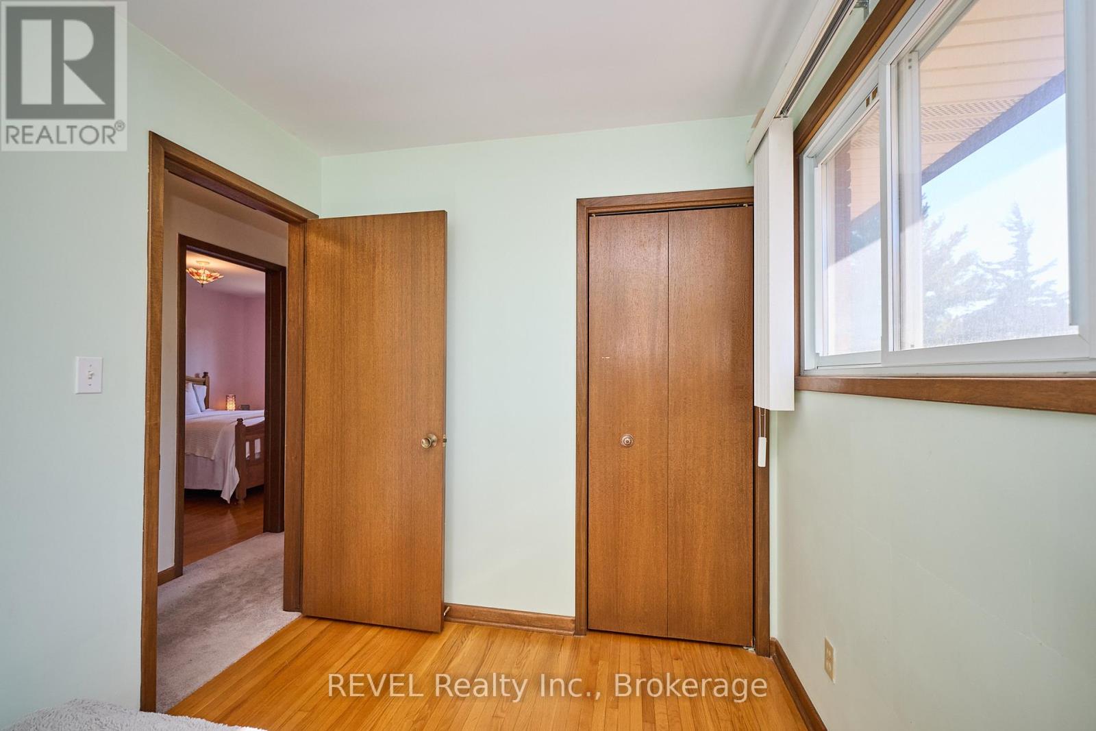 6 Charleen Circle, St. Catharines (Carlton/bunting), Ontario  L2M 7G6 - Photo 22 - X12441643