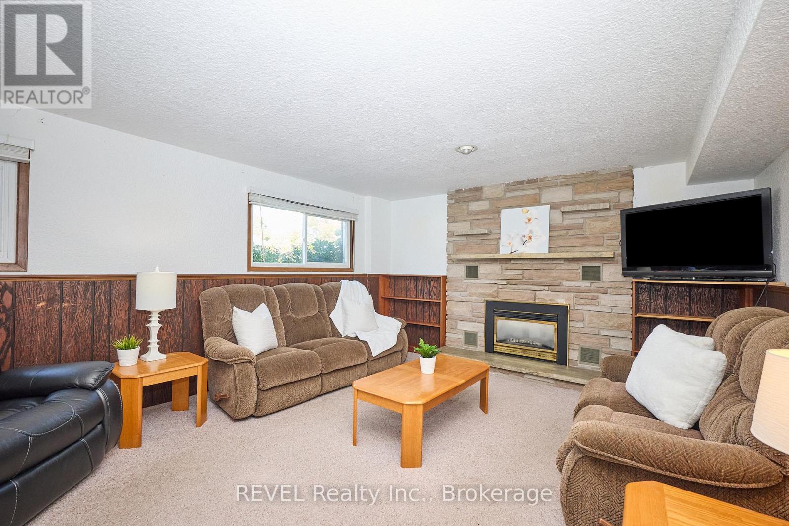 6 Charleen Circle, St. Catharines (Carlton/bunting), Ontario  L2M 7G6 - Photo 25 - X12441643