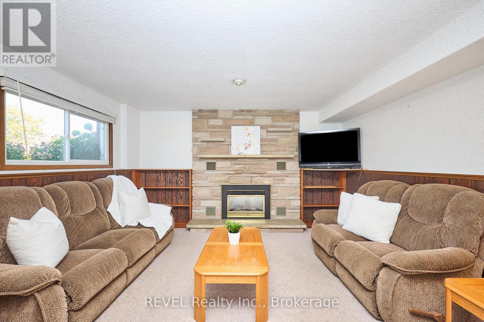 6 Charleen Circle, St. Catharines (Carlton/bunting), Ontario  L2M 7G6 - Photo 26 - X12441643