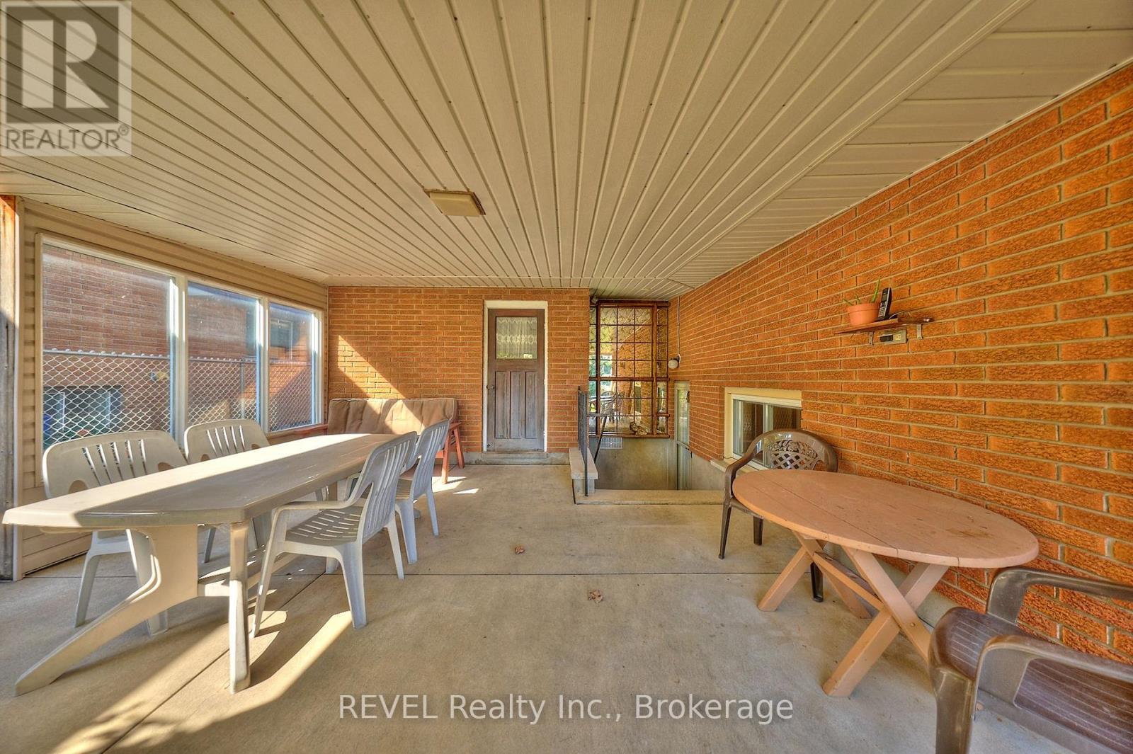 6 Charleen Circle, St. Catharines (Carlton/bunting), Ontario  L2M 7G6 - Photo 34 - X12441643