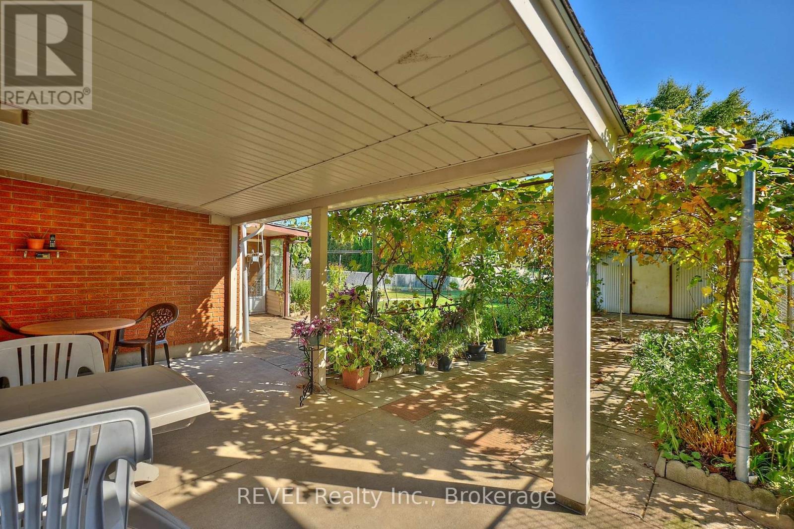 6 Charleen Circle, St. Catharines (Carlton/bunting), Ontario  L2M 7G6 - Photo 36 - X12441643