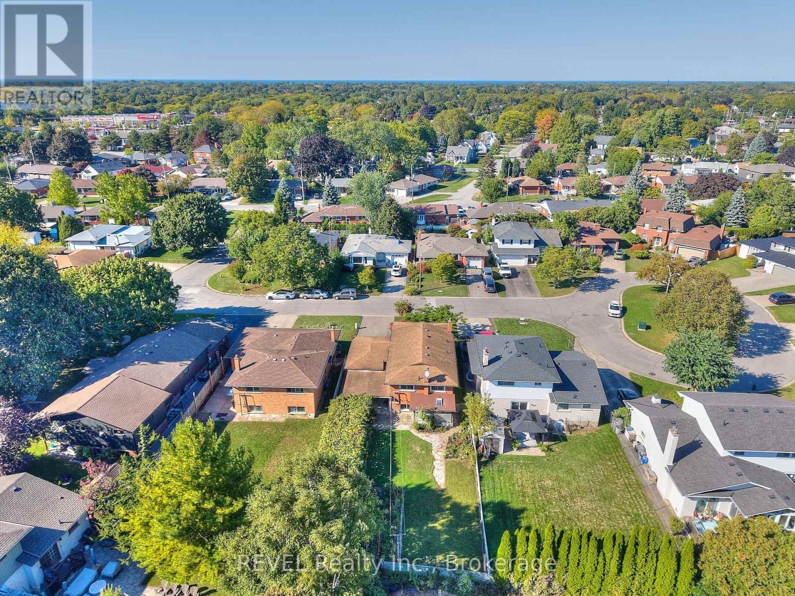 6 Charleen Circle, St. Catharines (Carlton/bunting), Ontario  L2M 7G6 - Photo 44 - X12441643