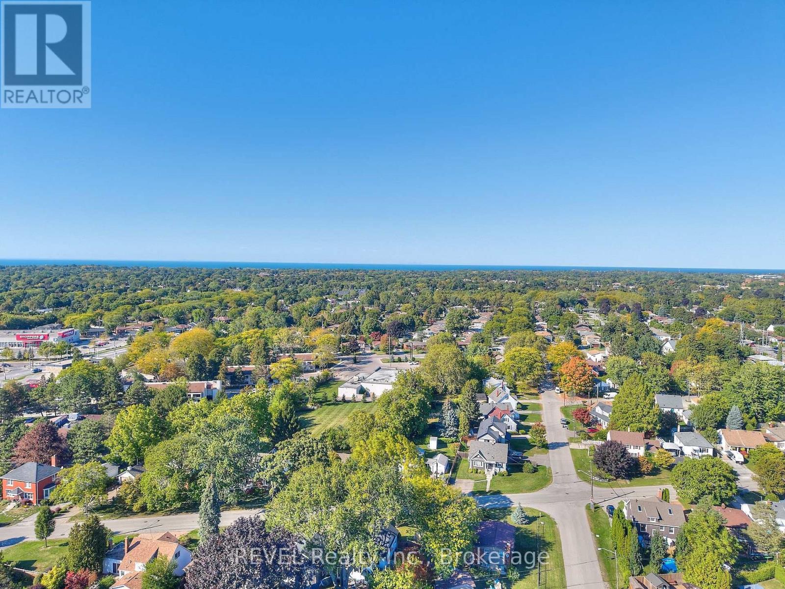6 Charleen Circle, St. Catharines (Carlton/bunting), Ontario  L2M 7G6 - Photo 46 - X12441643