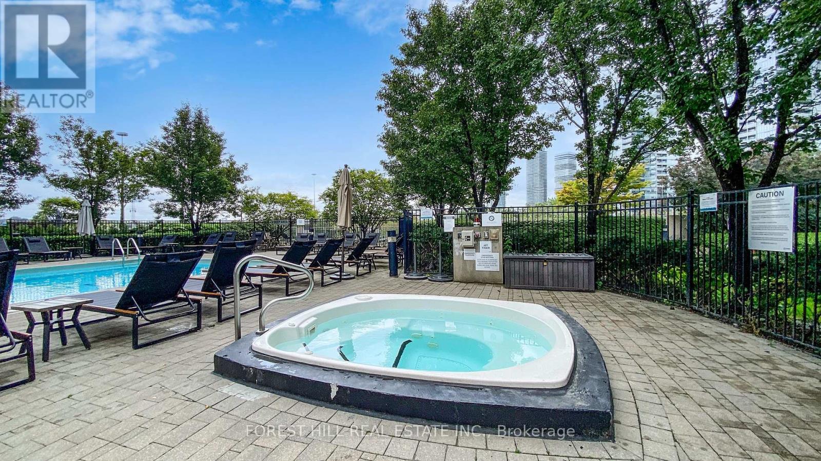434 - 165 Legion Road N, Toronto (Mimico), Ontario  M8Y 0A1 - Photo 43 - W12441574
