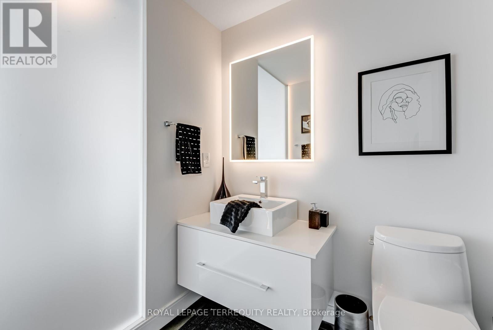 1210 - 15 Windermere Avenue, Toronto (High Park-Swansea), Ontario  M6S 5A2 - Photo 23 - W12441579