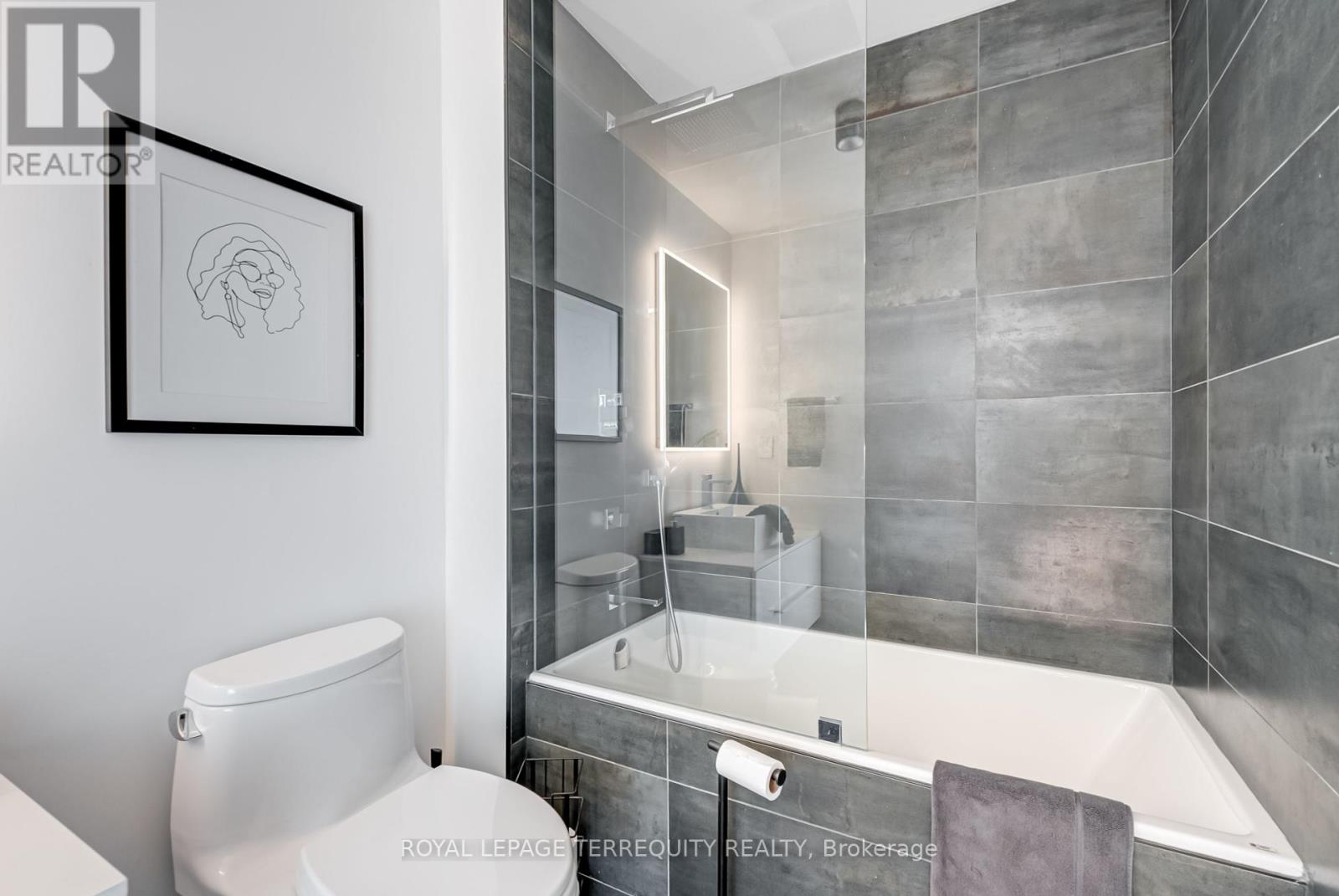 1210 - 15 Windermere Avenue, Toronto (High Park-Swansea), Ontario  M6S 5A2 - Photo 24 - W12441579