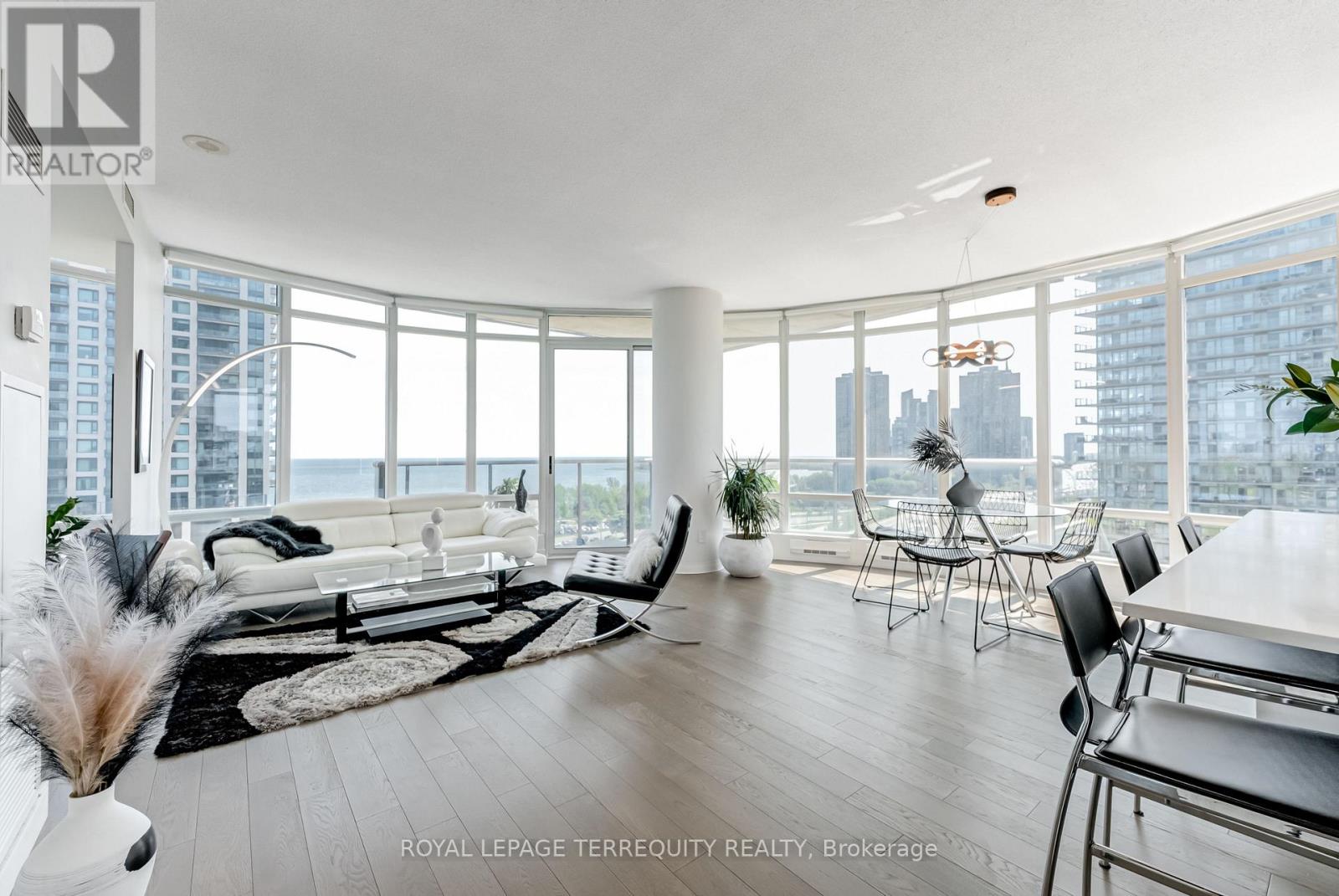 1210 - 15 Windermere Avenue, Toronto (High Park-Swansea), Ontario  M6S 5A2 - Photo 7 - W12441579