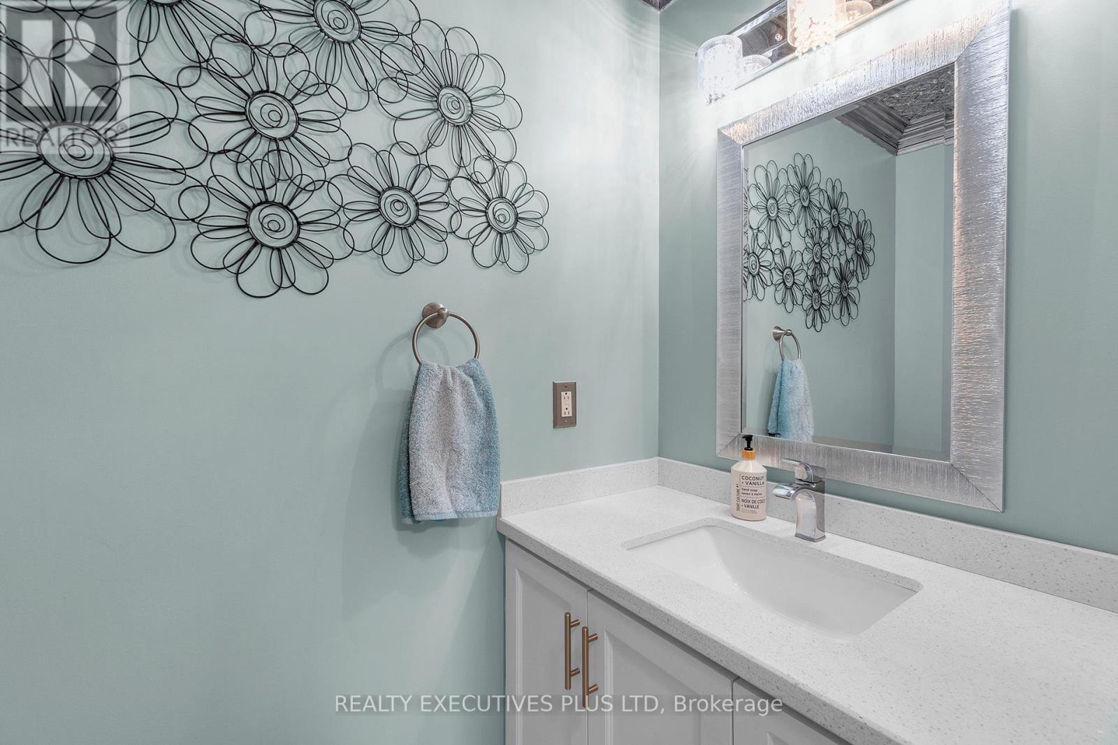 16 Melita Place, Brampton, Ontario  L6S 2Z3 - Photo 23 - W12441594