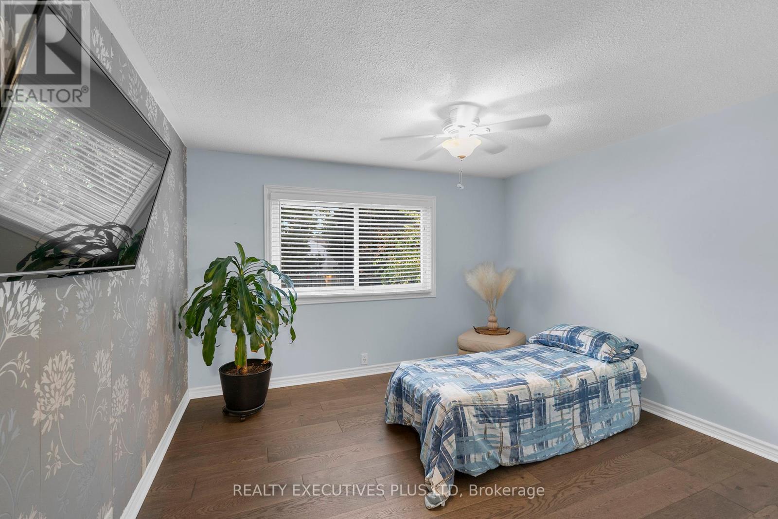 16 Melita Place, Brampton, Ontario  L6S 2Z3 - Photo 29 - W12441594