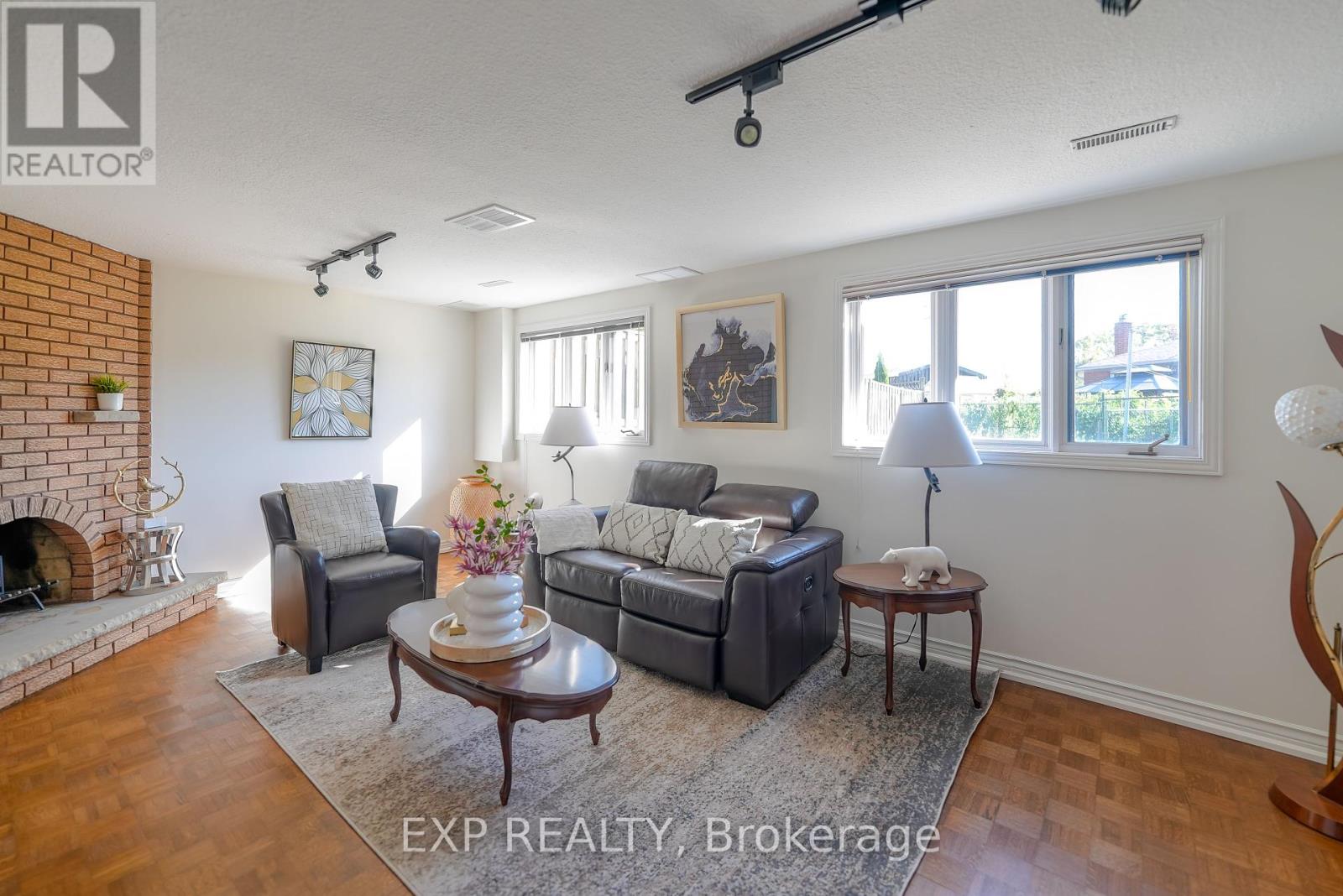902 Sixth Street, Mississauga (Lakeview), Ontario  L5E 1N6 - Photo 43 - W12441598