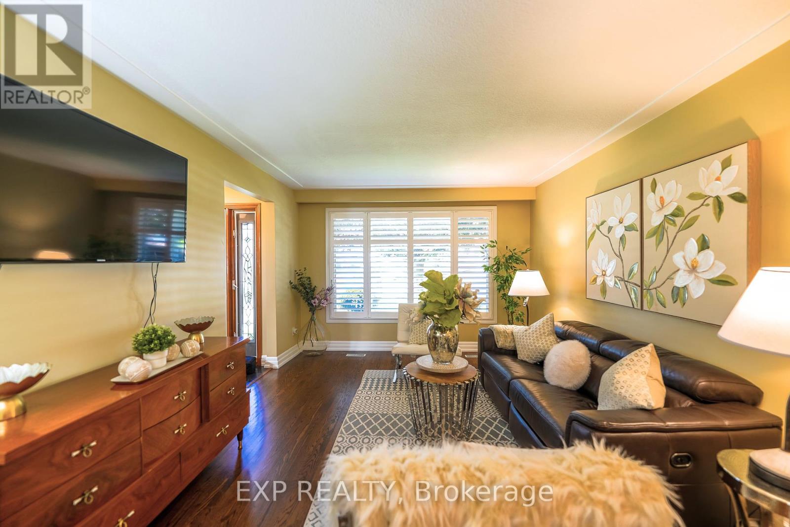 902 Sixth Street, Mississauga (Lakeview), Ontario  L5E 1N6 - Photo 5 - W12441598