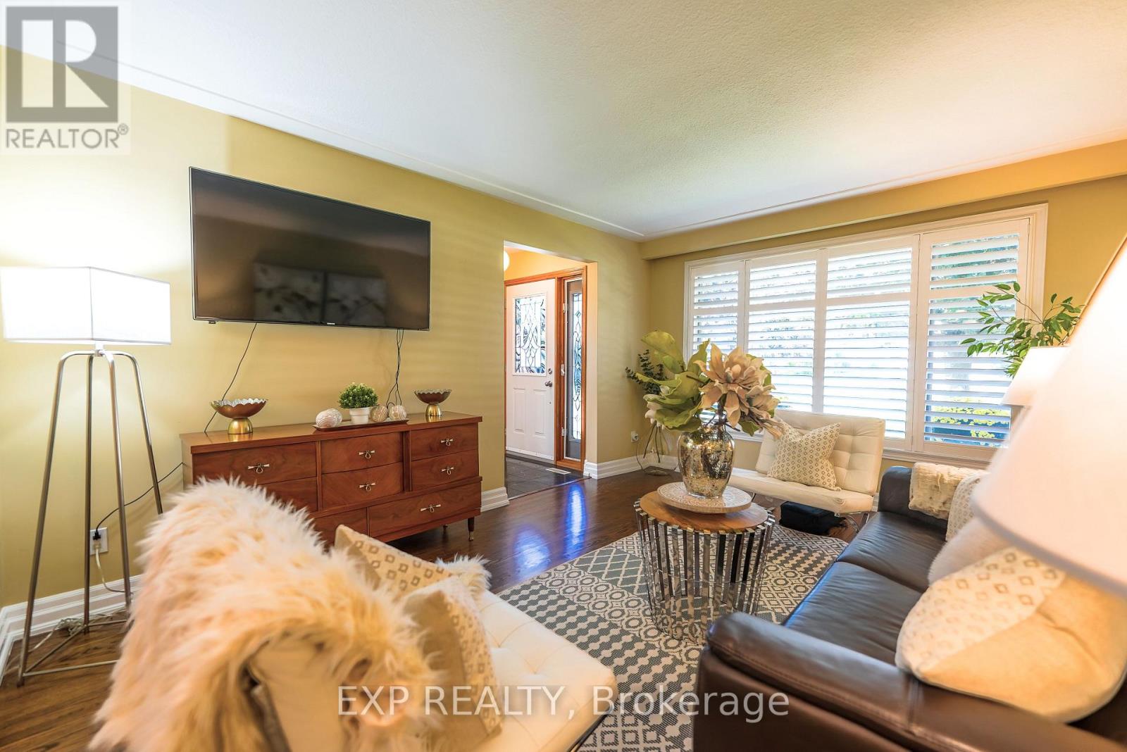902 Sixth Street, Mississauga (Lakeview), Ontario  L5E 1N6 - Photo 6 - W12441598