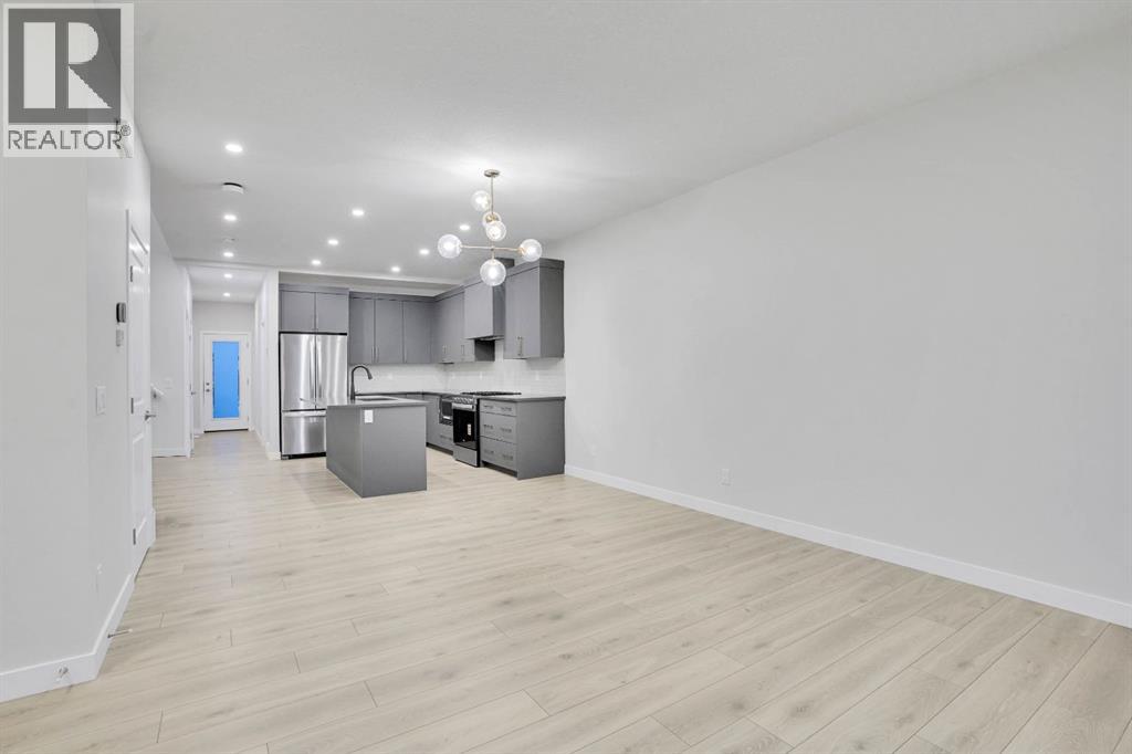 14628 24 Street Nw, Calgary, Alberta  T3P 2B6 - Photo 5 - A2261250