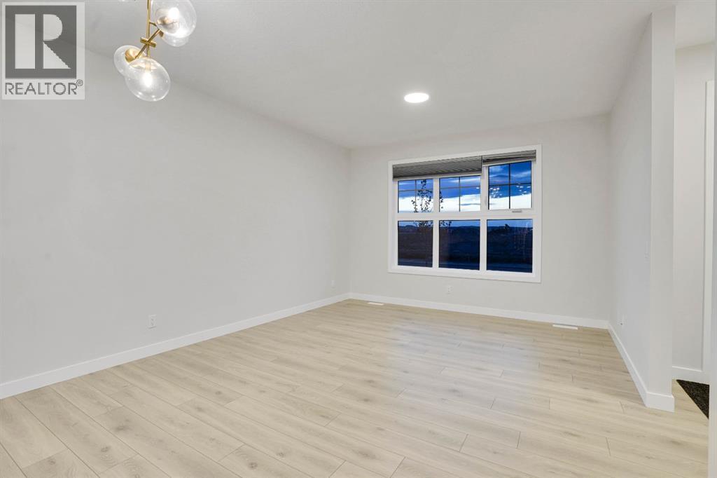 14628 24 Street Nw, Calgary, Alberta  T3P 2B6 - Photo 9 - A2261250