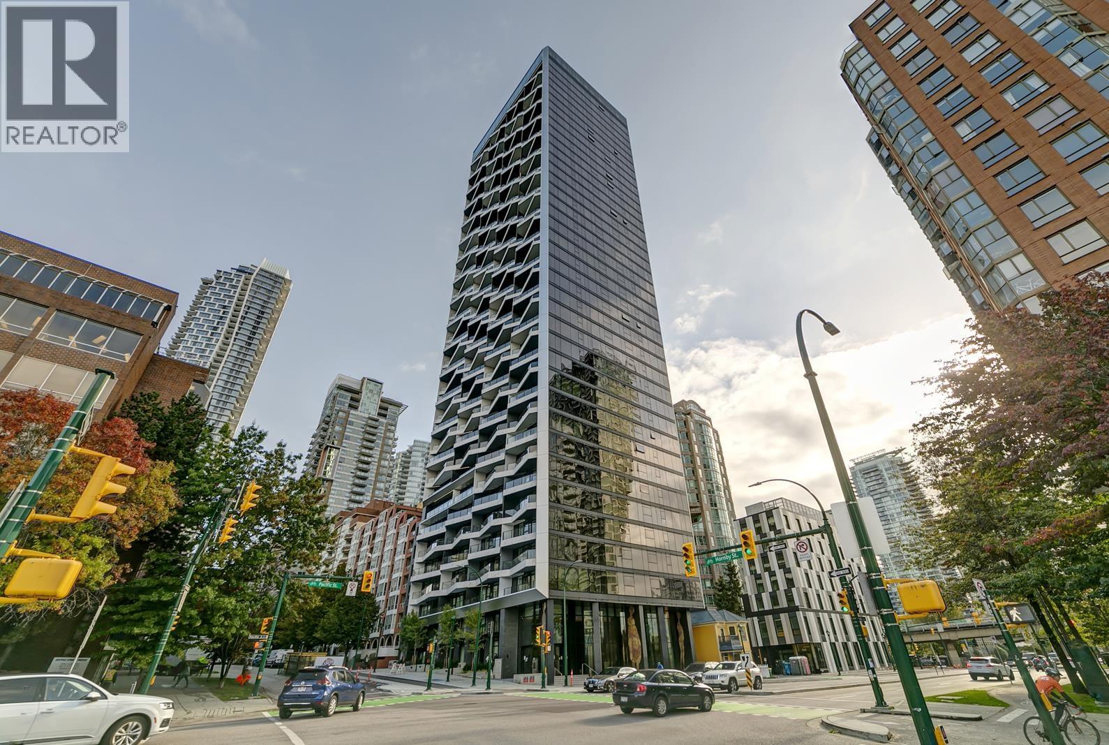 402 889 Pacific Street, Vancouver, British Columbia  V6Z 1C3 - Photo 1 - R3054819