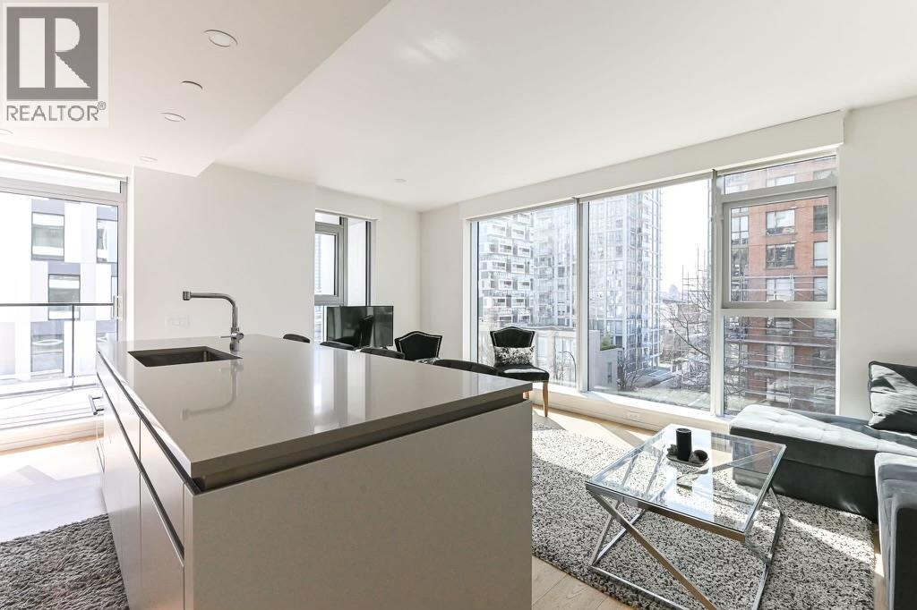402 889 Pacific Street, Vancouver, British Columbia  V6Z 1C3 - Photo 5 - R3054819