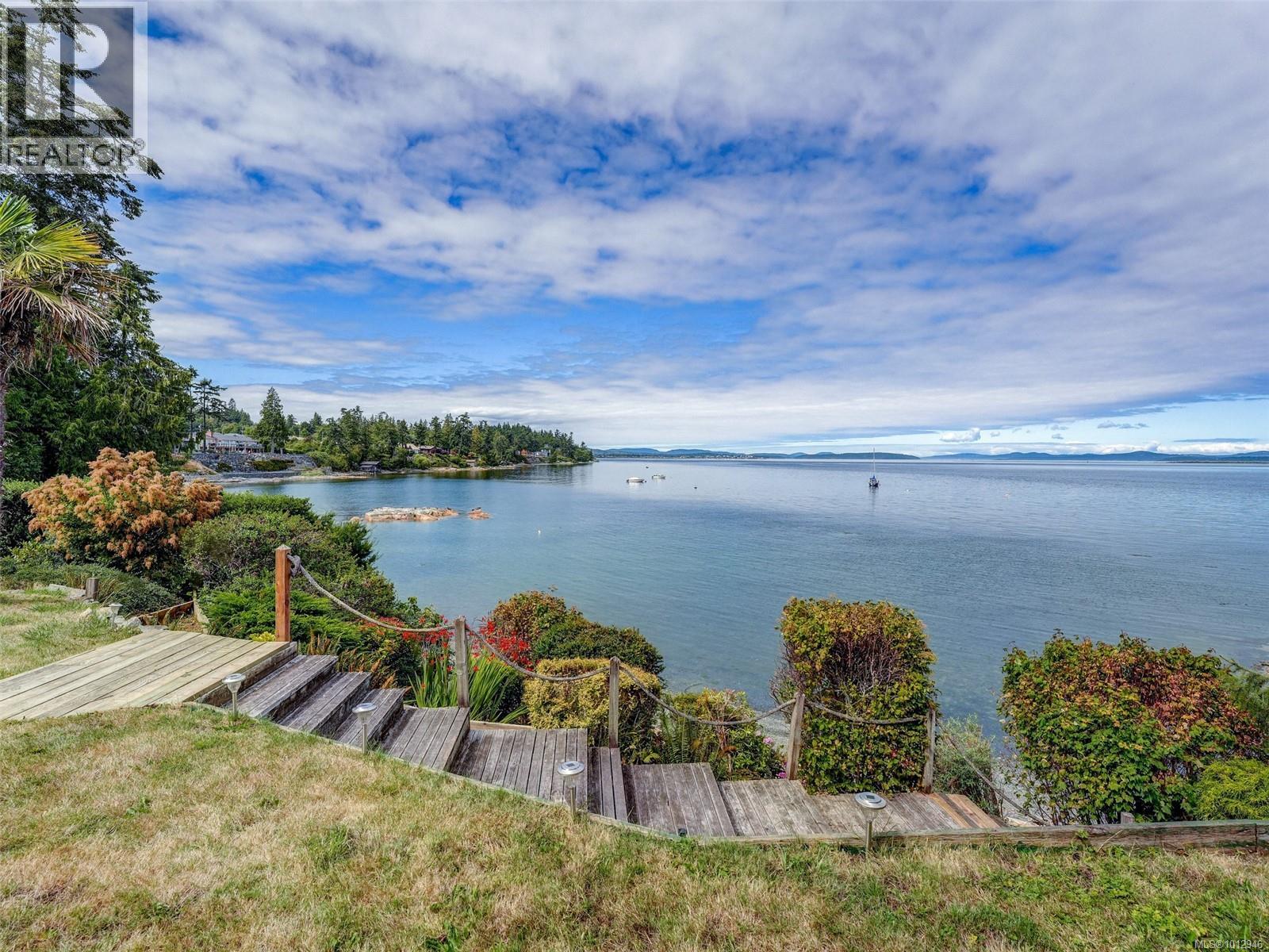 2606 James Island Rd, Central Saanich, British Columbia  V8M 1V4 - Photo 33 - 1012946