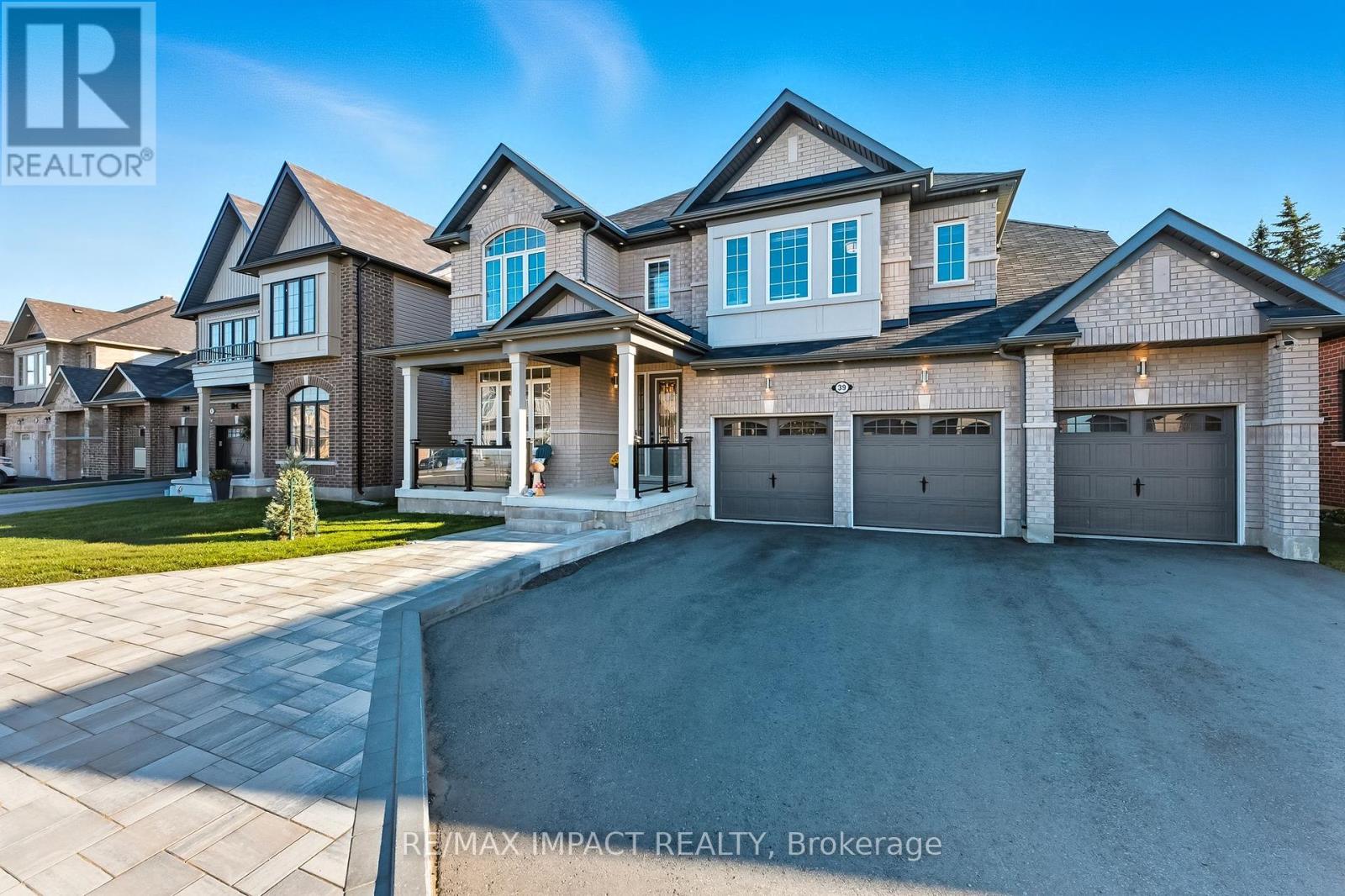 39 Connolly Road, Kawartha Lakes (Lindsay), Ontario  K9V 5H5 - Photo 3 - X12441533
