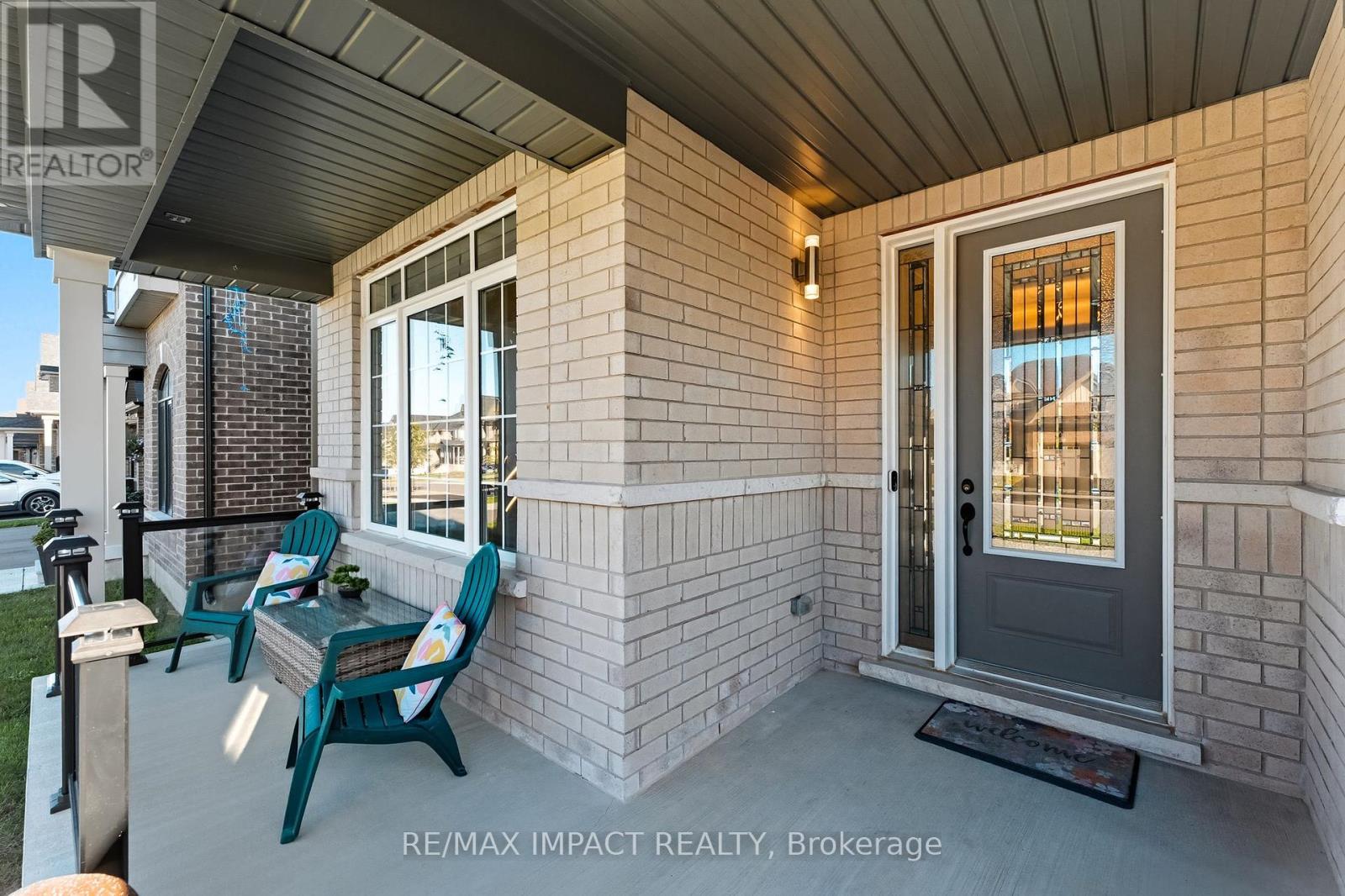 39 Connolly Road, Kawartha Lakes (Lindsay), Ontario  K9V 5H5 - Photo 4 - X12441533