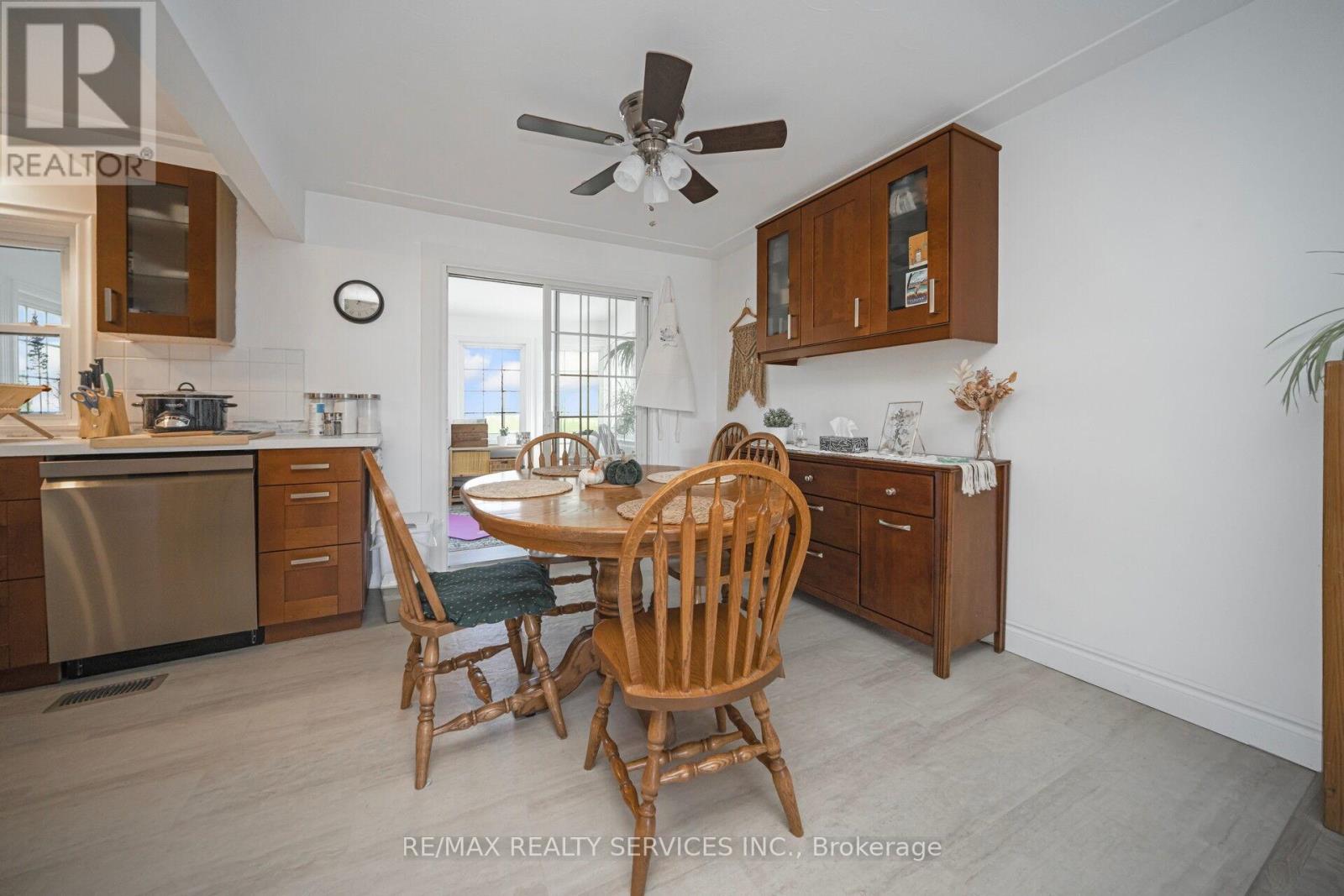 476 Prospect Avenue, Kitchener, Ontario  N2A 1E1 - Photo 12 - X12441573