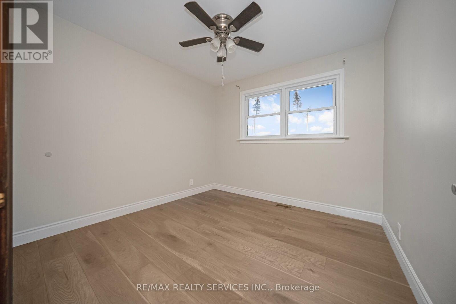 476 Prospect Avenue, Kitchener, Ontario  N2A 1E1 - Photo 34 - X12441573