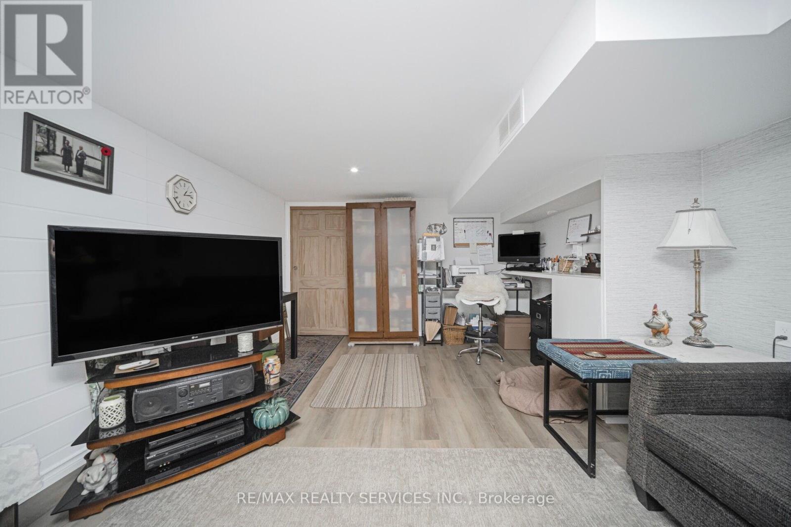 476 Prospect Avenue, Kitchener, Ontario  N2A 1E1 - Photo 47 - X12441573