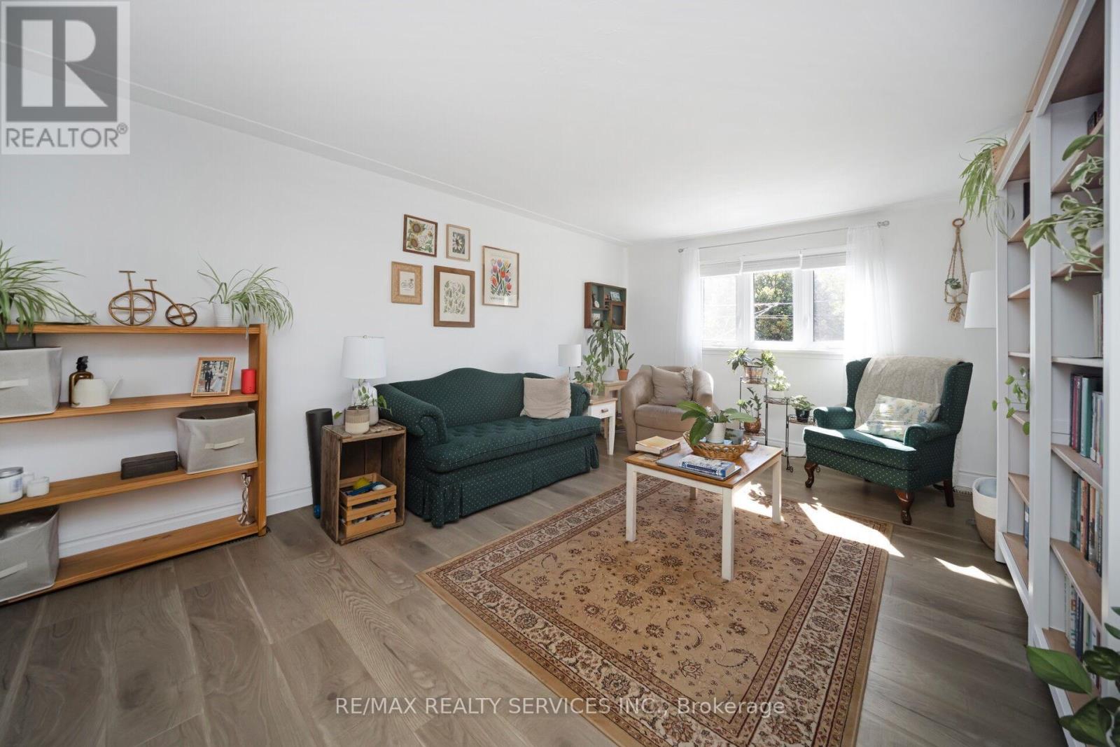 476 Prospect Avenue, Kitchener, Ontario  N2A 1E1 - Photo 8 - X12441573
