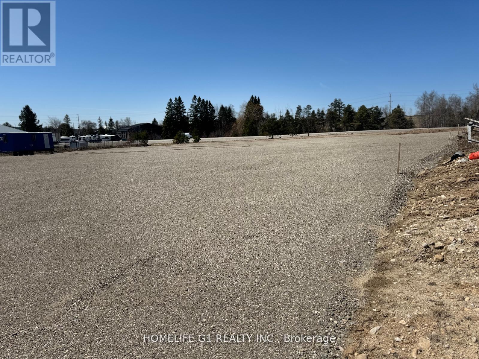 12 Thompson Crescent, Erin, Ontario  N0B 1T0 - Photo 4 - X12441576