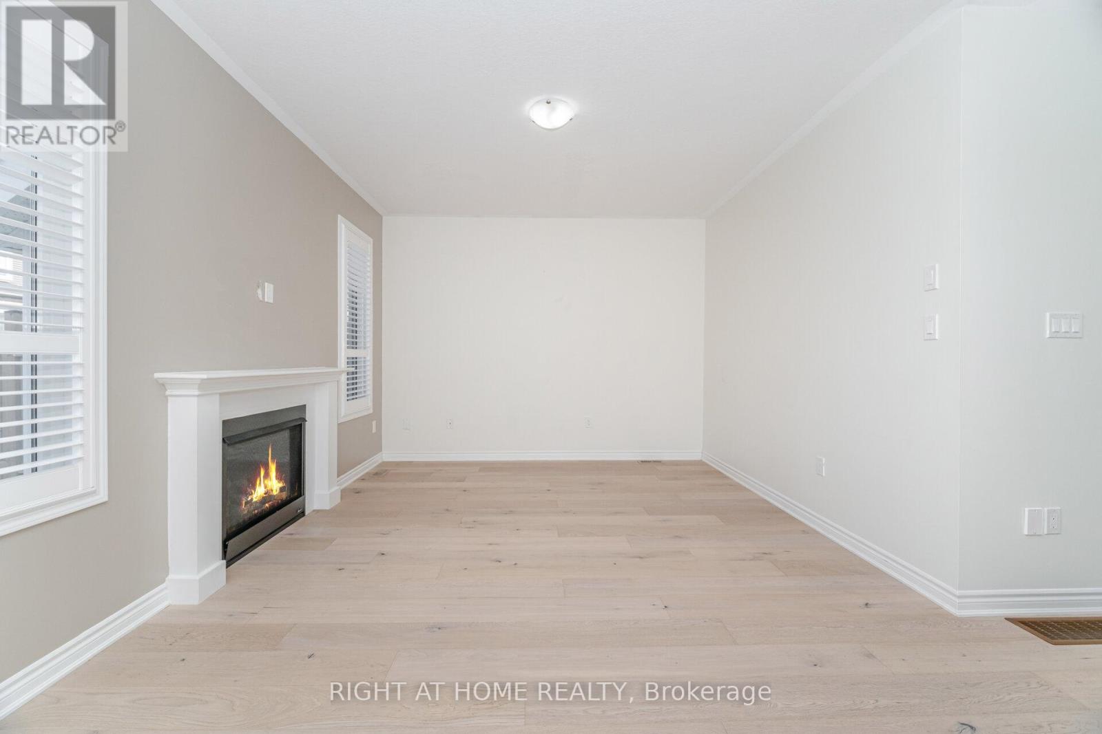28 Pickett Place, Cambridge, Ontario  N3E 0B4 - Photo 12 - X12441577