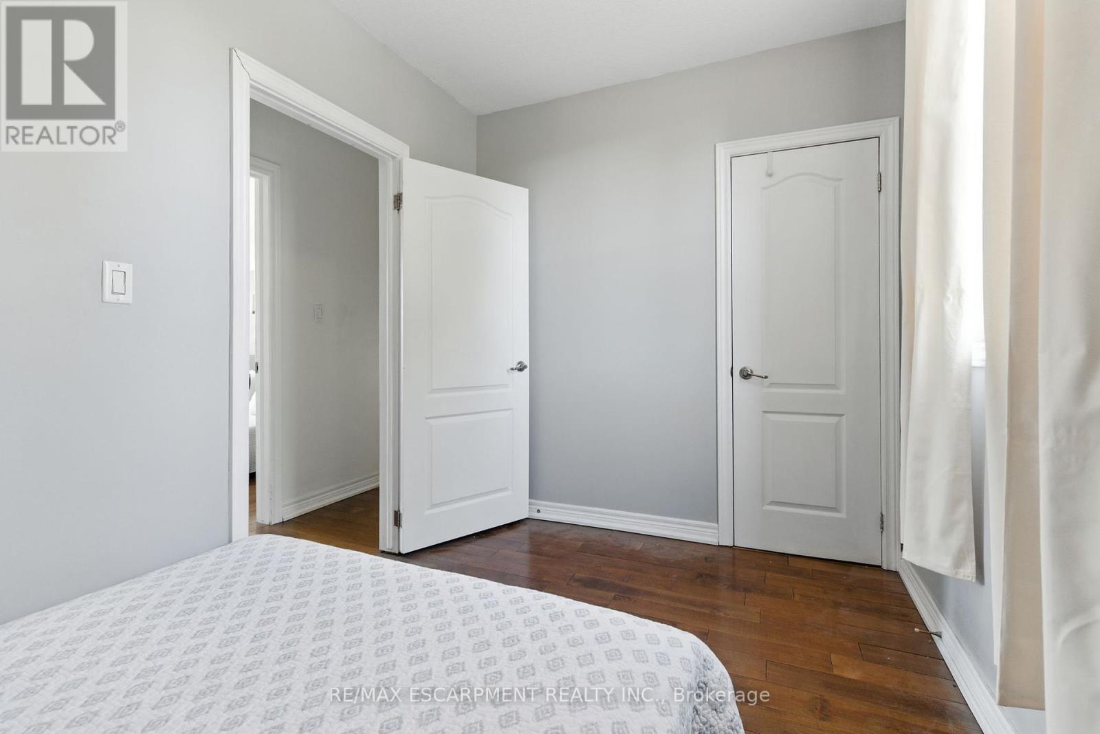 78 Oak Avenue, Hamilton (Landsdale), Ontario  L8L 5M8 - Photo 27 - X12441590