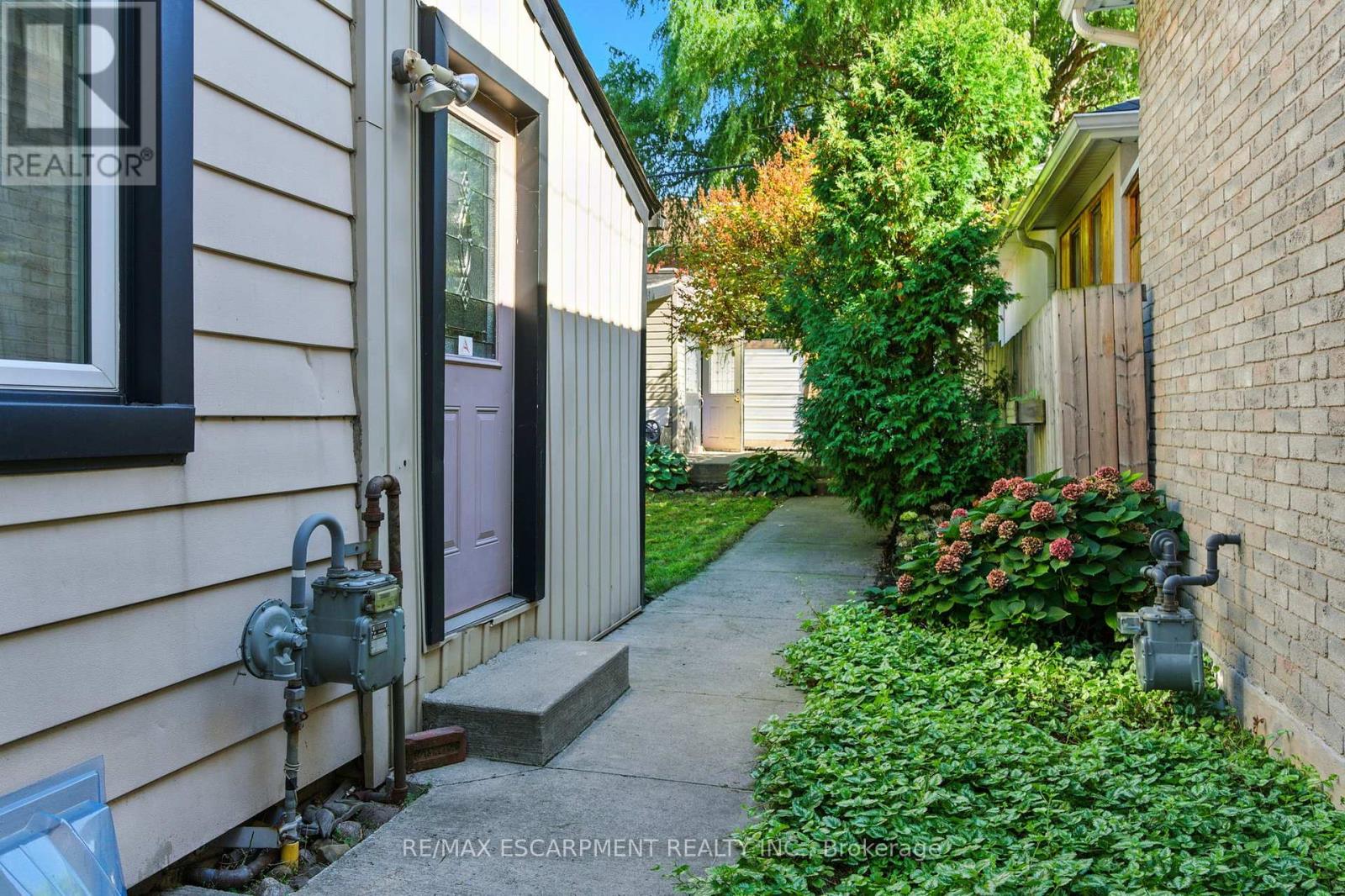 78 Oak Avenue, Hamilton (Landsdale), Ontario  L8L 5M8 - Photo 28 - X12441590
