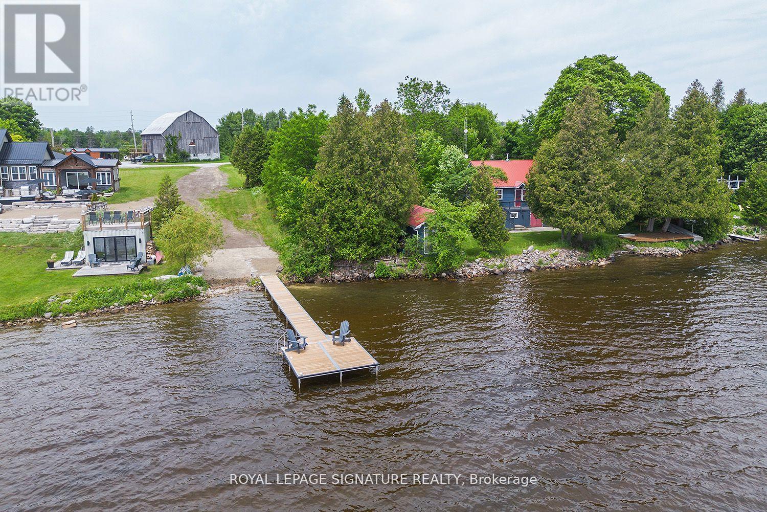 31 Blue Bay Lane, Kawartha Lakes (Fenelon), Ontario  K0M 1N0 - Photo 3 - X12441604