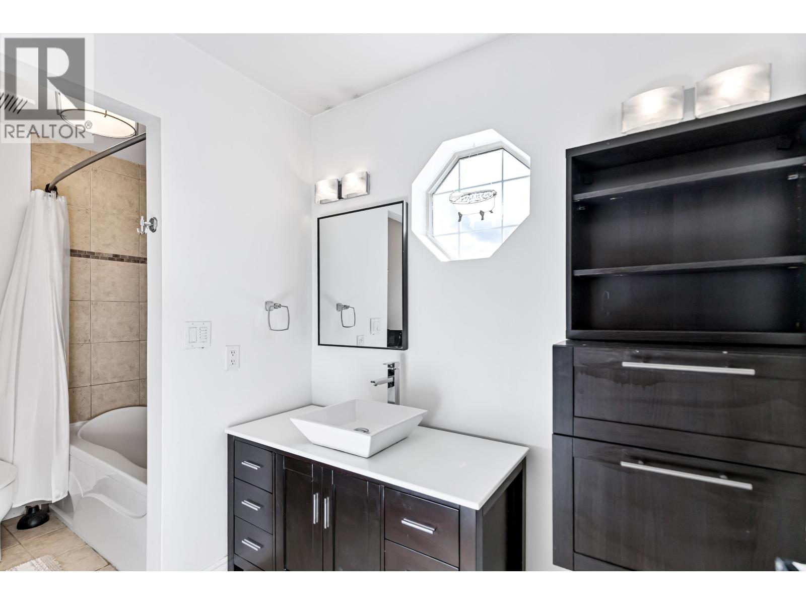 301 20675 118 Avenue, Maple Ridge, British Columbia  V2X 0K4 - Photo 26 - R3054746