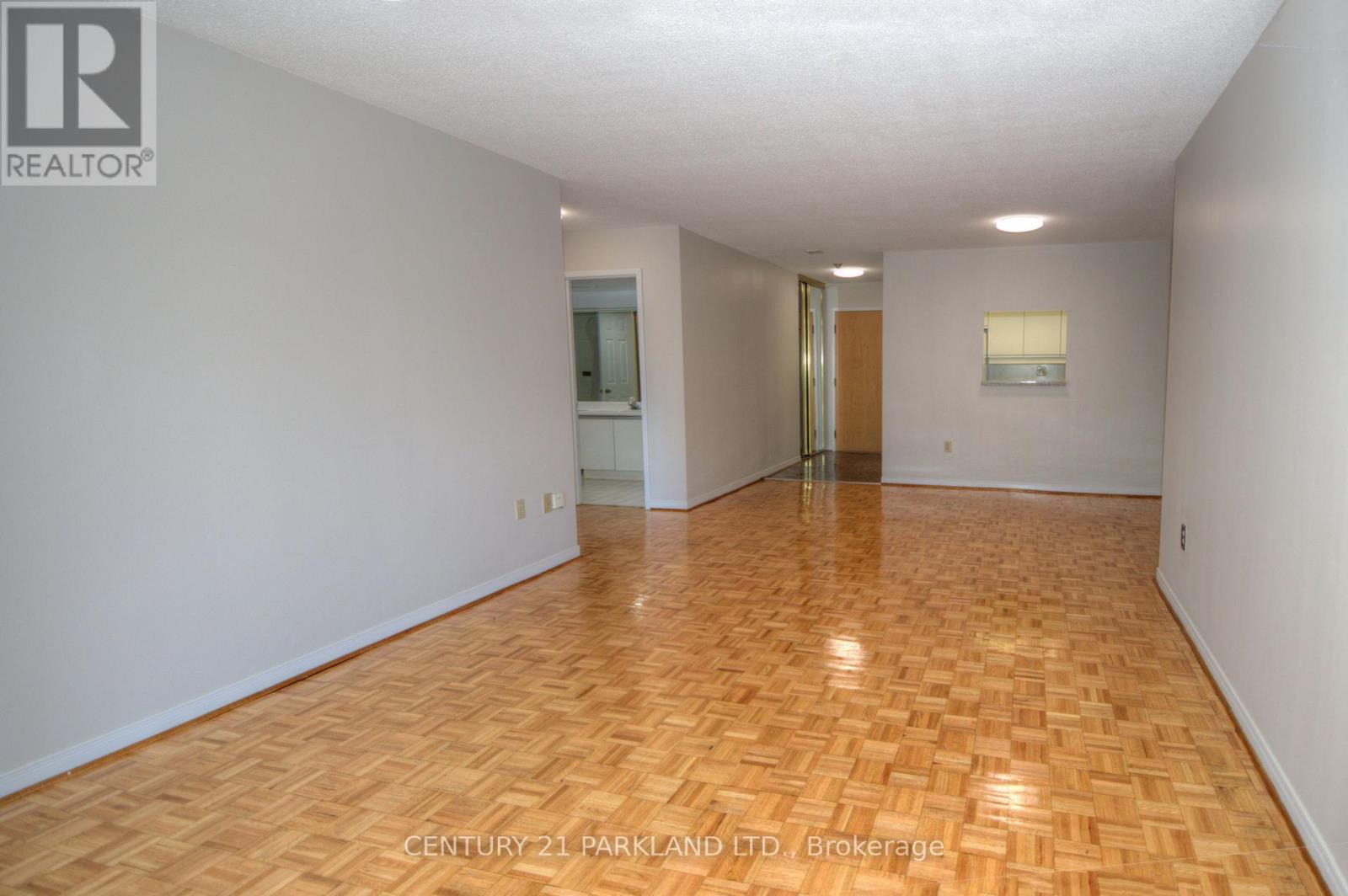 207 - 5 Concorde Place, Toronto, Ontario  M3C 3M8 - Photo 10 - C12441627