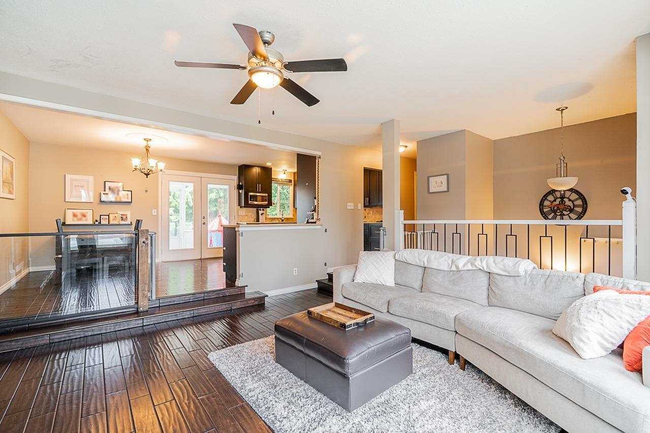 8134 Philbert Street, Mission, British Columbia  V2V 4W7 - Photo 7 - R3054547